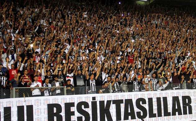 Beşiktaş'a tribün kapatma