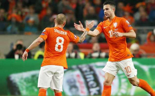 Sneijder ve Van Persie kadroda mı?