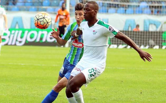 Çaykur Rizespor evinde unvanını kaybetti