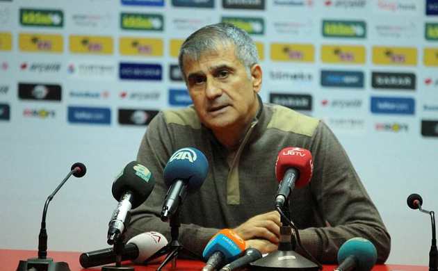 Şenol Güneş skordan memnun değil