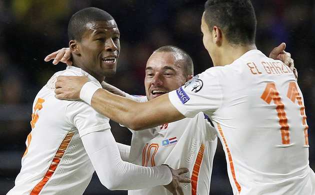 Sneijder Hollanda'ya hayat verdi