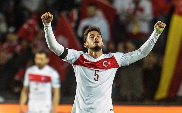 Barcelona'ya 2.Türk