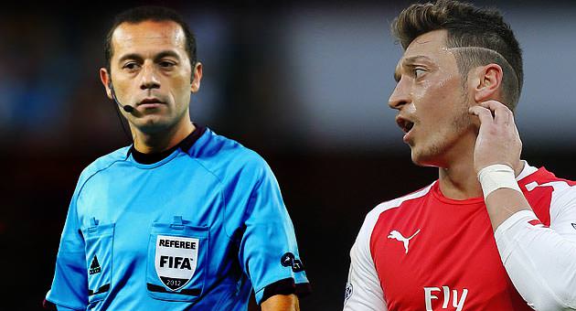 Mesut Özil'den Cüneyt Çakır'a şok küfür! - 1