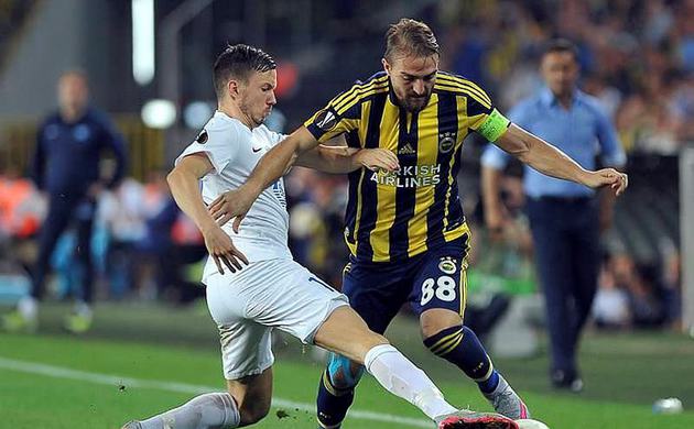 F.Bahçe'nin rakibinde şok değişiklik!