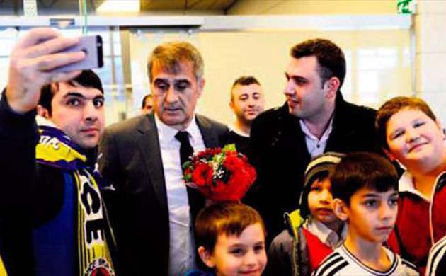 "Güreş yapmayalım fotoğraf çekilelim"