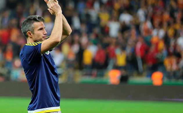 Van Persie kadro dışı!