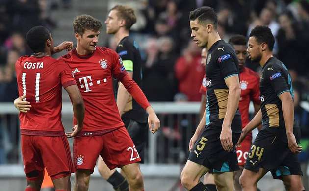 Bayern Arsenal'i ezdi geçti