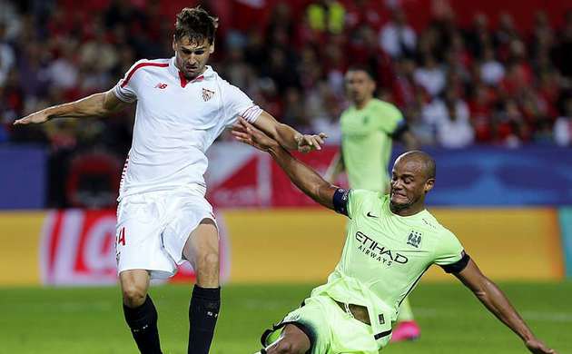Llorente Aslan'a doğru