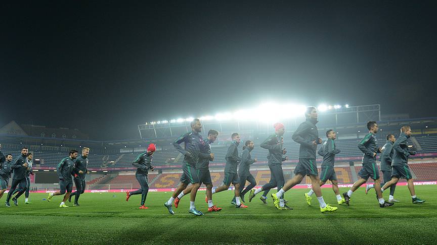 A Milli Futbol Takımı'nda 3 futbolcu kadrodan çıkarıldı - 1