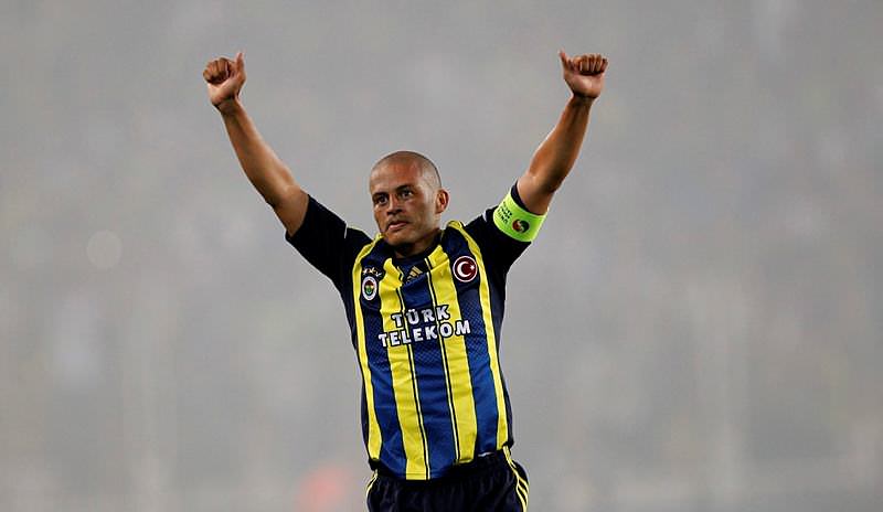 Fenerbahçe: "Alex'in farklı imzalar kullandığı hususları ortaya çıkmıştır" - 1