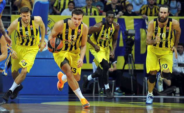 Fenerbahçe liderliğe yükseldi