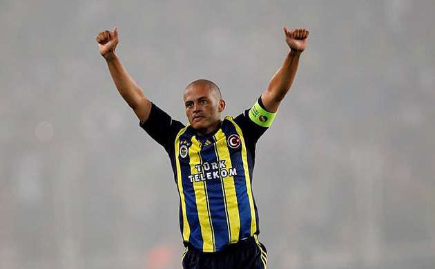 İmzalar Alex'e ait