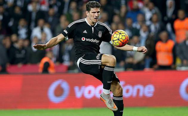 Beşiktaş'ın en golcü ismi Gomez