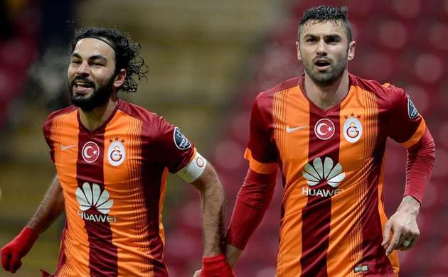 Burak Yılmaz ve Selçuk İnan neden kafilede yok?