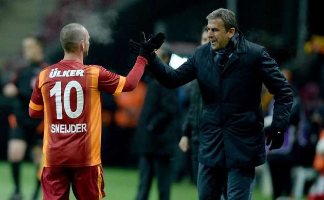 Hamza hocadan Sneijder'e cevap!