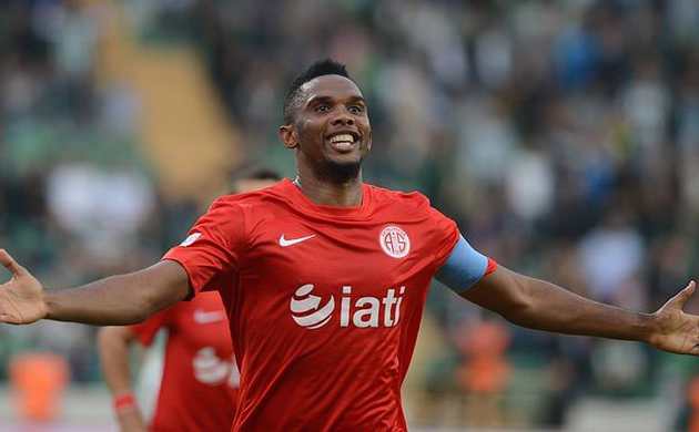 'Eto'o takımına sahip çıkıyor'