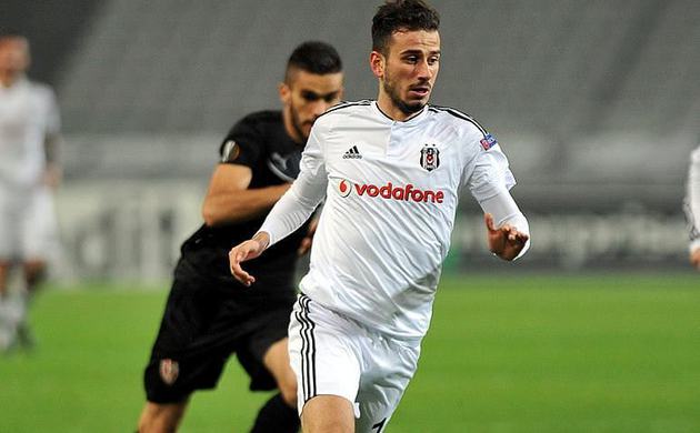 Oğuzhan Özyakup: O üç kulüpten teklif gelene kadar buradaym