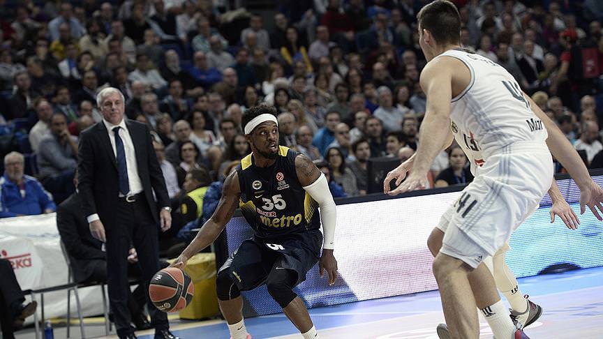 Fenerbahçe deplasmanda mağlup oldu - 1