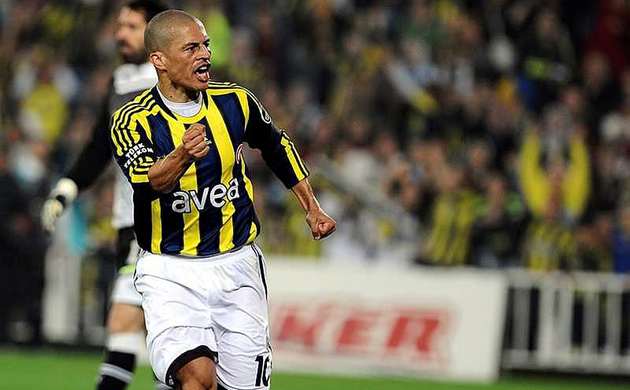 Alex'ten Galatasaray'a cevap