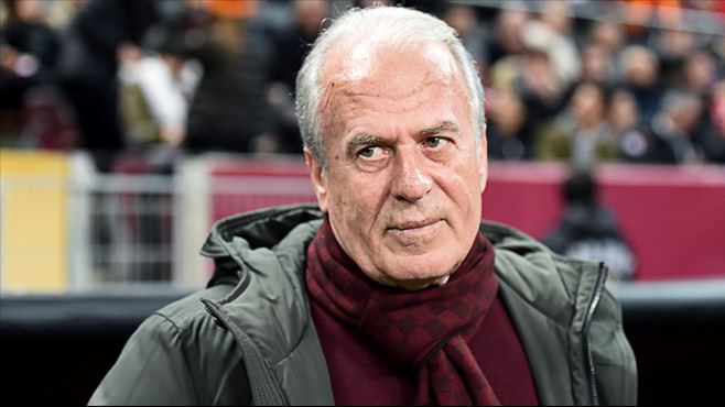 Mustafa Denizli: Beşiktaş'ın talihsiz bir şekilde elenmesine üzüldüm - 1