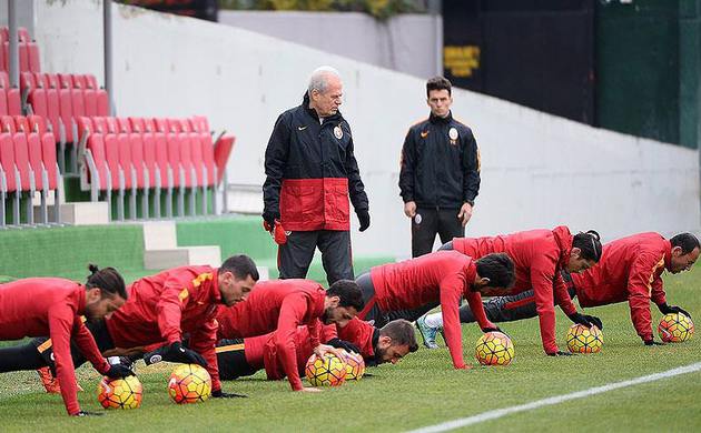 Galatasaray'da derbi hazırlıkları