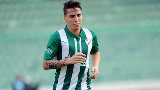 Bursaspor'da Stoch ve Josue kadro dışı