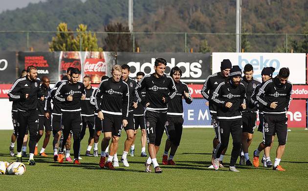 Beşiktaş zirveyi istiyor