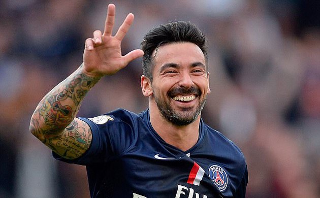 Lavezzi Barcelona yolunda