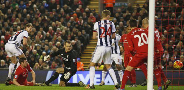 Liverpool 90+6'da paçayı kurtardı - 1