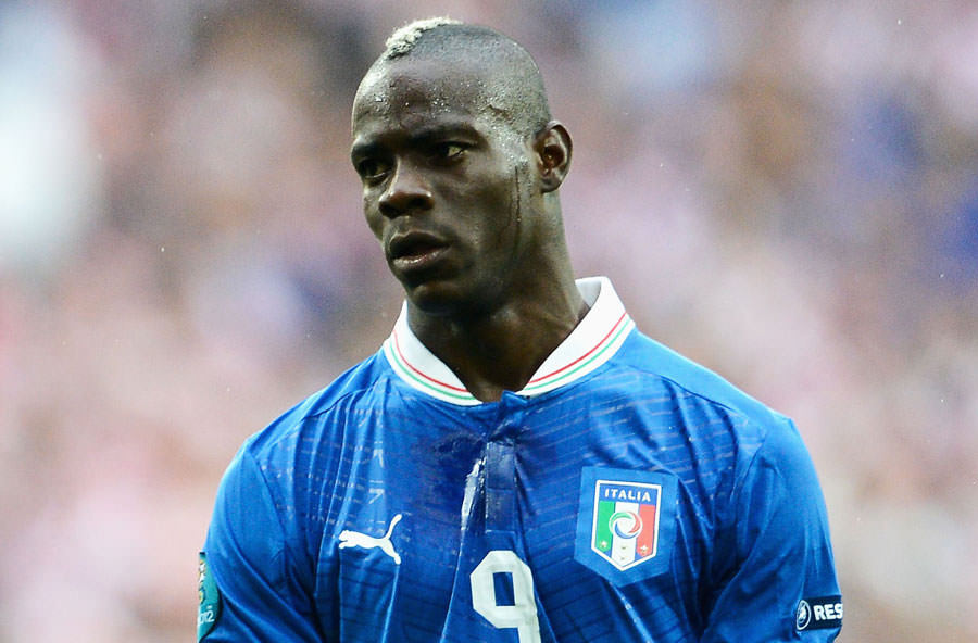 Conte'den Mario Balotelli'ye şok cevap