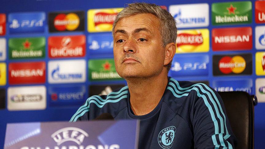 Jose Mourinho kovuldu - 1