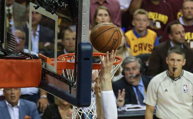 Warriors Suns'a karşı zorlanmadı