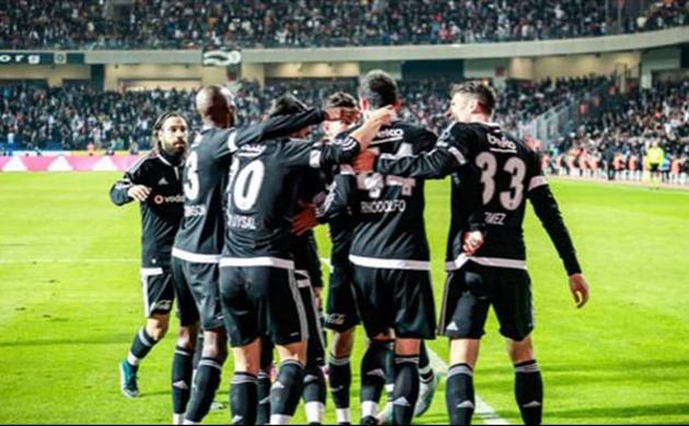 Beşiktaş'ın 11'i belli oldu
