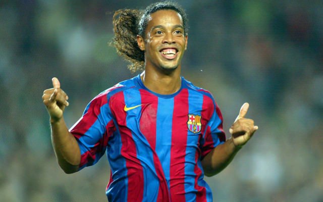 Yönetim yetki verdi, Eto'o Ronaldinho ile görüştü