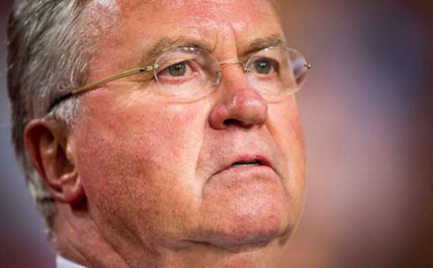 Hiddink Londra'ya geldi