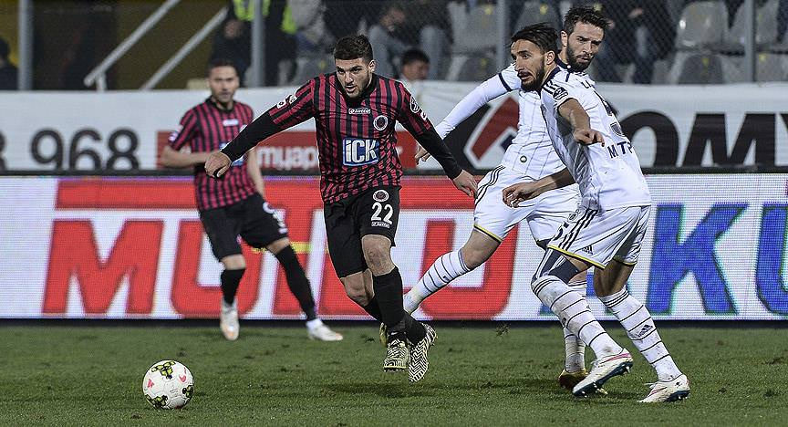Fenerbahçe, Gençlerbirliği deplasmanında - 1