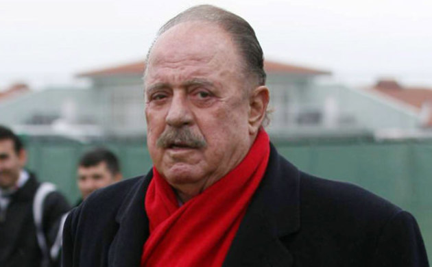 İlhan Cavcav: Birkaç hoca dışında hepsini cebimden çıkartırım!