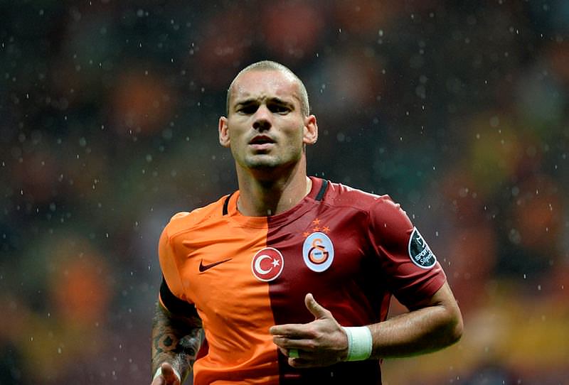 "Manchester'da her zaman oynamak isterim"