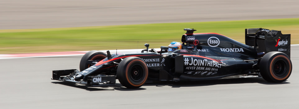 2015 motor sporları için 'buruk' geçti - 1
