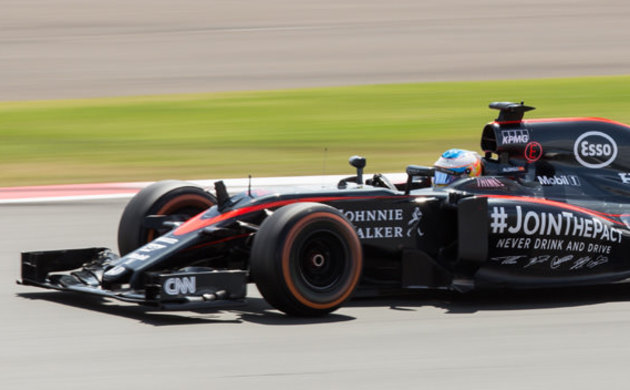 2015 motor sporları için 'buruk' geçti