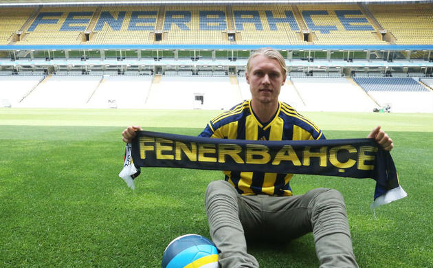 İtalyanlar Kjaer'in peşinde
