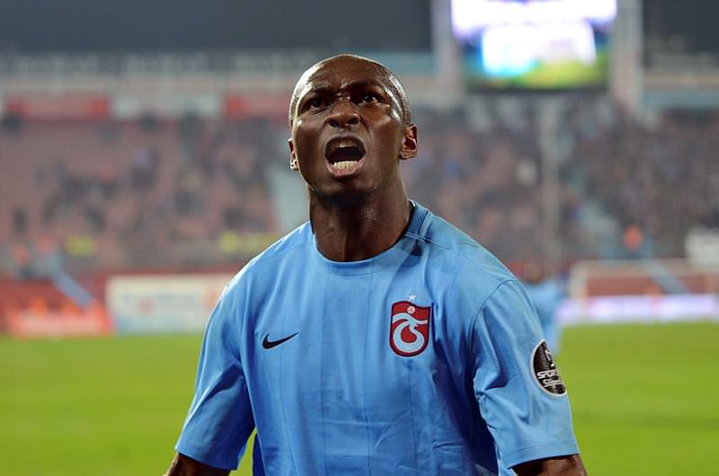 M'bia yönetime rest çekti - 1
