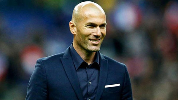Real Madrid'în yeni hocası Zidane oldu! - 1