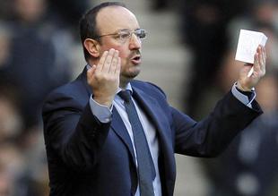 Benitez şansını zorluyor