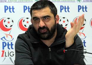 Ümit Özat görevi bıraktı