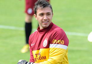 Muslera da yolcu