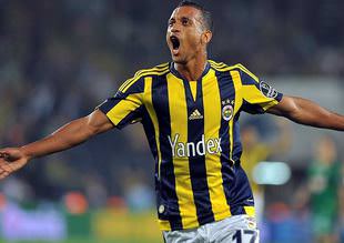 Fenerbahçe'de Nani sevinci
