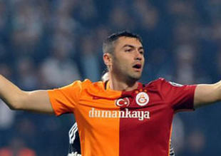 Burak Yılmaz hiçbir yere gitmez