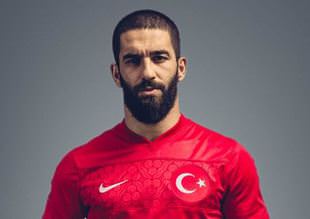 İspanyol futbolunda gözler Arda Turan'a çevrildi