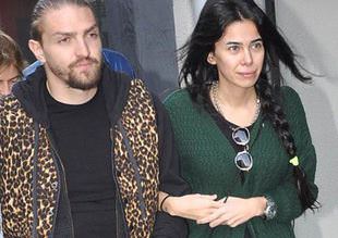 Caner Erkin, Asena erkin boşandı